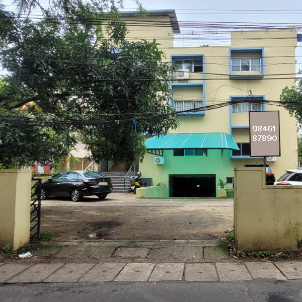 COMERCIAL BUILDING @ KALOOR